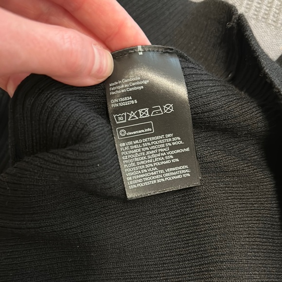 H&M  Knit Ribbed Dress - Picture 4 of 6